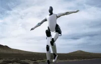 中国工業情報化部：人型ロボット、2025年までに量産化へ 専用チップも開発