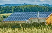 中国、太陽光発電関連製品および電池製品の輸出還付税を段階的に廃止へ　