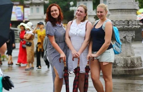 中国海南自由貿易港、全島封関から1カ月