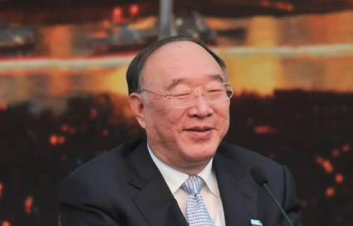 中国経済学者の黄奇帆氏が衝撃的な予測を発表:今後3年で世界チップの50%を中国が製造へ