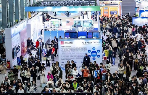 中国大手IT企業、AI人材争奪が過熱　インターン月収100万円超・求人は14倍に急増