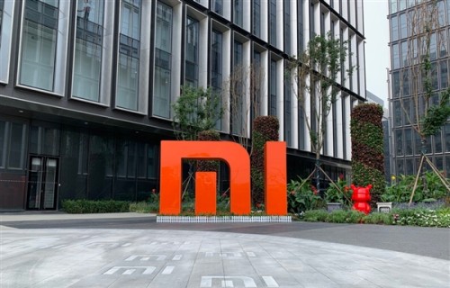 シャオミ・グループの2025年の自動車およびAI事業の売上高は約2兆4,403億円、前年比223.8%増