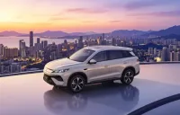 中国の上場自動車メーカー、海外で急速に販路拡大　BYD、長安、吉利が牽引役に