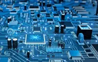 AI投資ブームが追い風　5月の輸出入「ダブル増」　半導体と原油がけん引